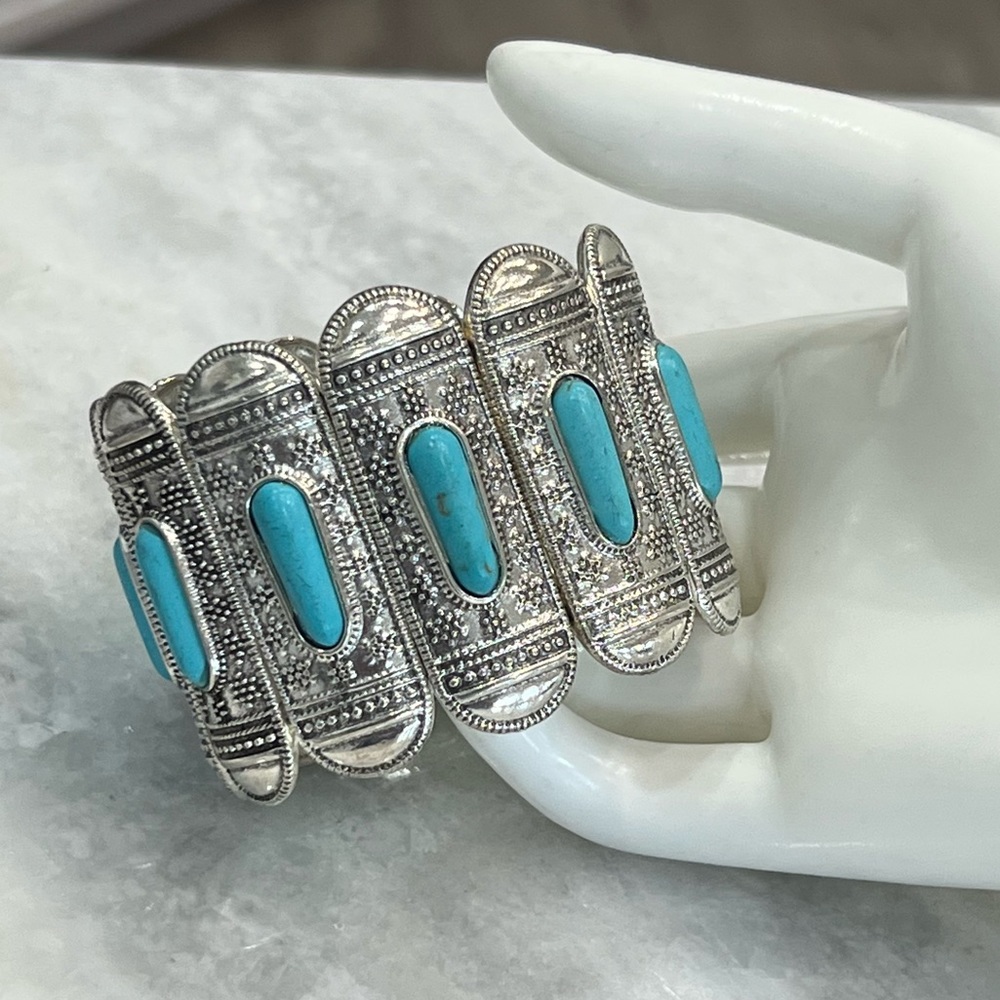 Blue Howlite Silvertone BOHO Stretch Bracelet